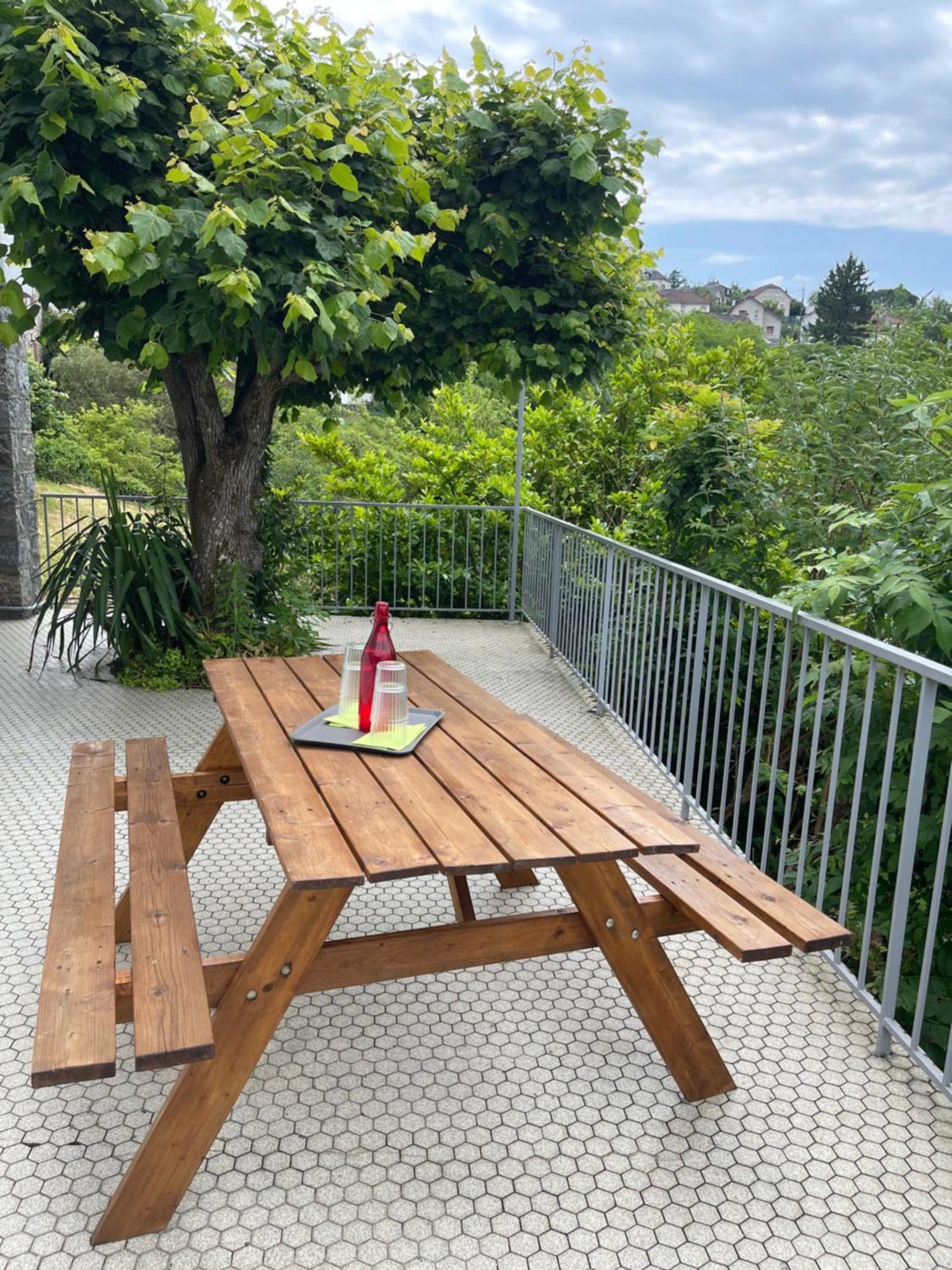 Paisible Eden Standing Terrasse - Magnifique Vue - Esprit Nature En Pleine Ville Tulle Exteriér fotografie